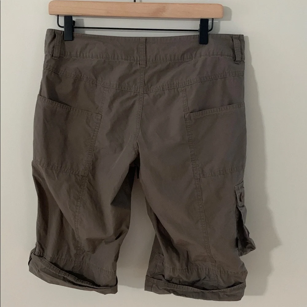 Patagonia Women’s Super Cali Roll Up Cargo Bermuda Shorts Gorpcore Hiking